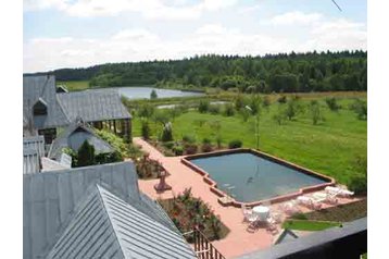 Belarus Privát Obrub, Exterior